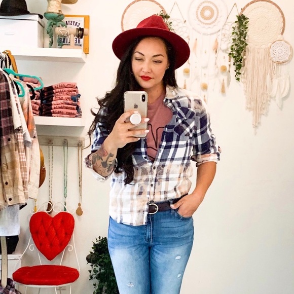 Blue Bleached Flannel - Picture 3 of 6